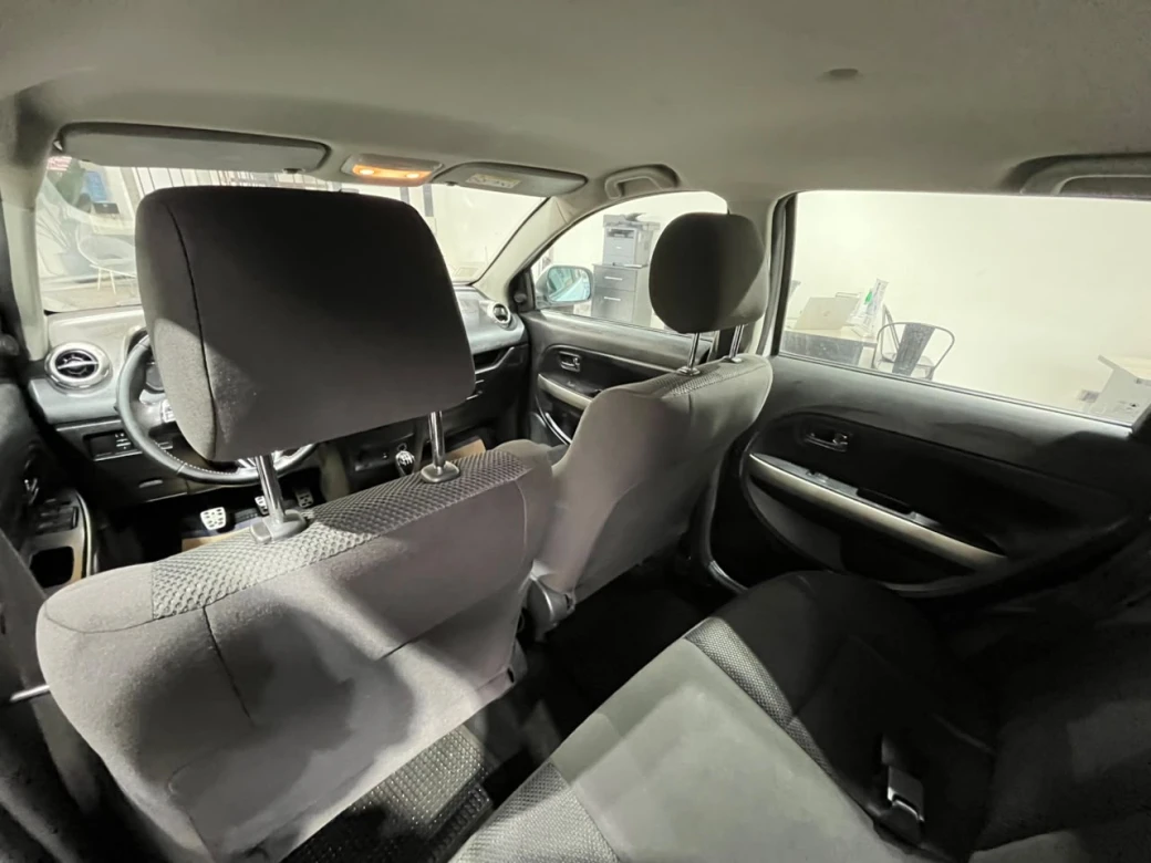 imagen 0 de vehiculo con id 2235